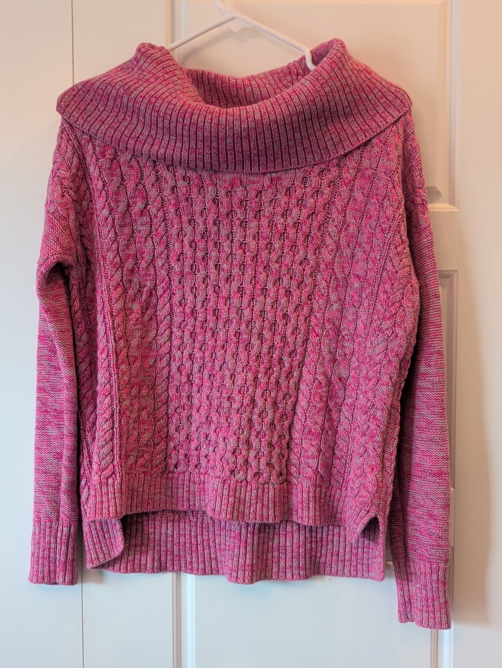 American Eagle Outfitters Pink Cable Knit Cowl Sweater Size M